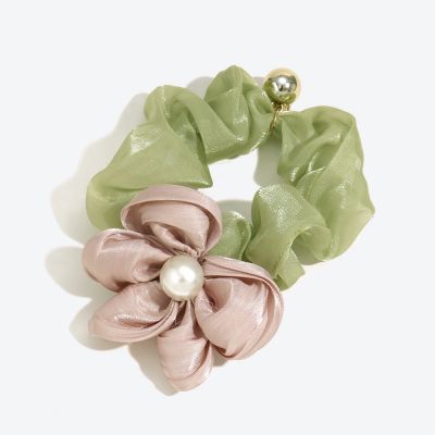 Pearl Flower Scrunchies